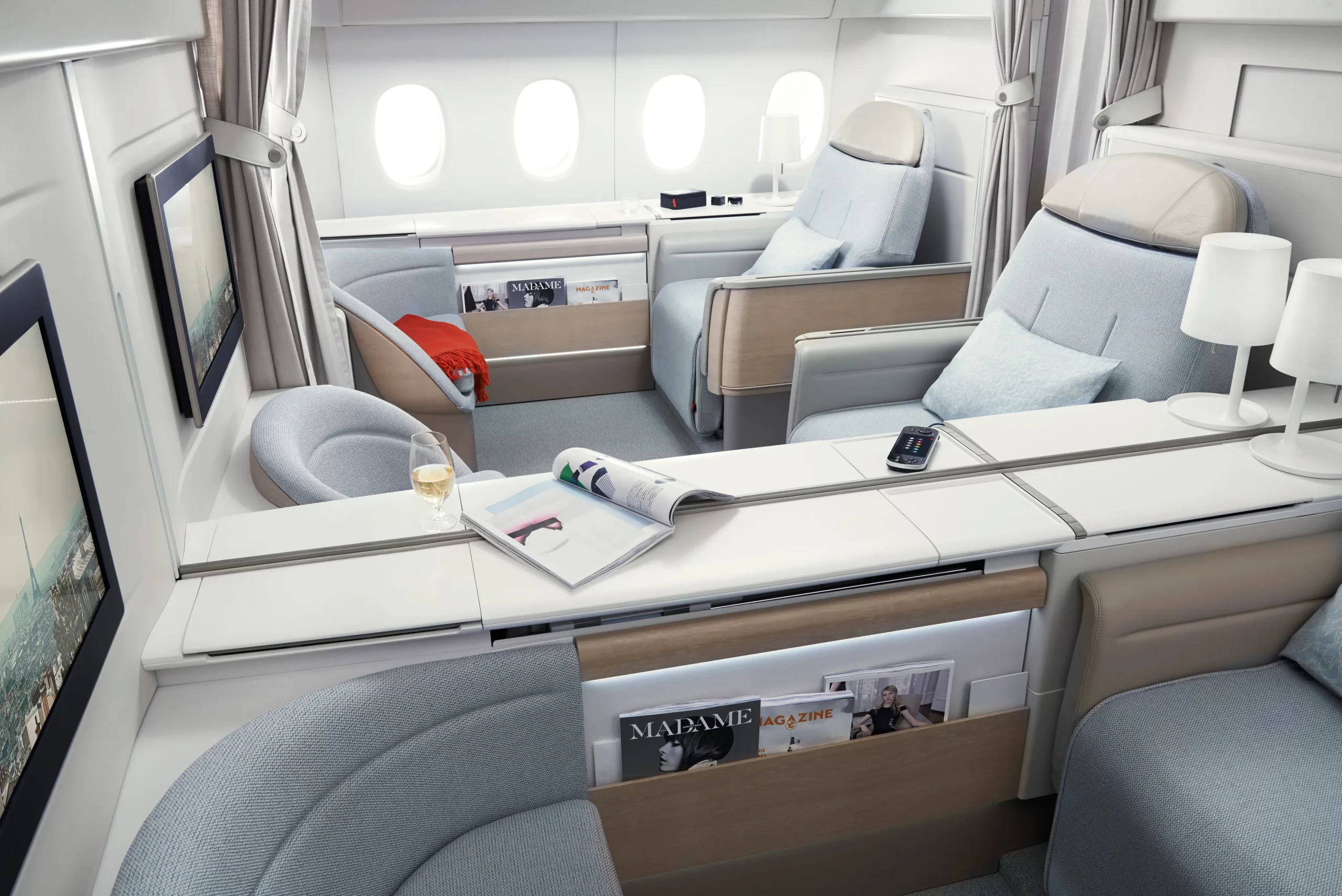 exclusive World of First Class Airplane