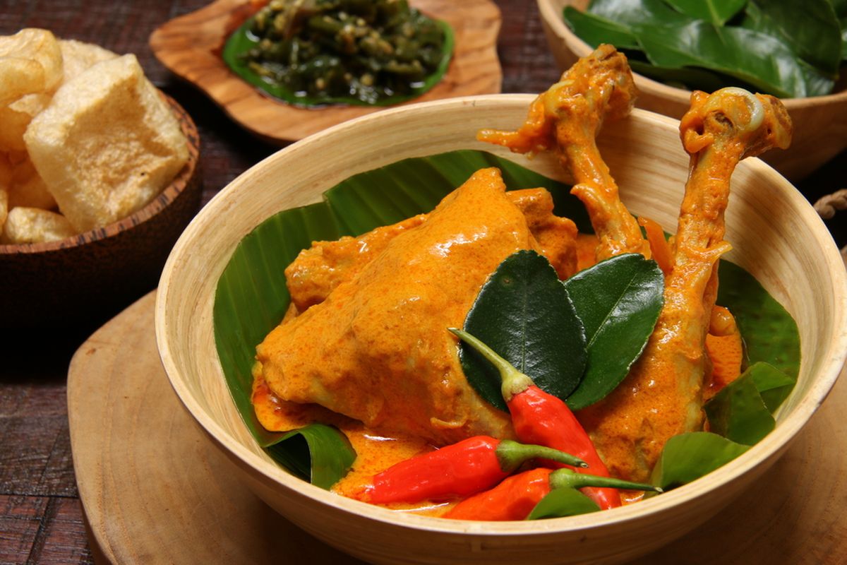 Ayam Gulai Padang: Inspirasi Menu Nusantara yang Wajib Dicoba