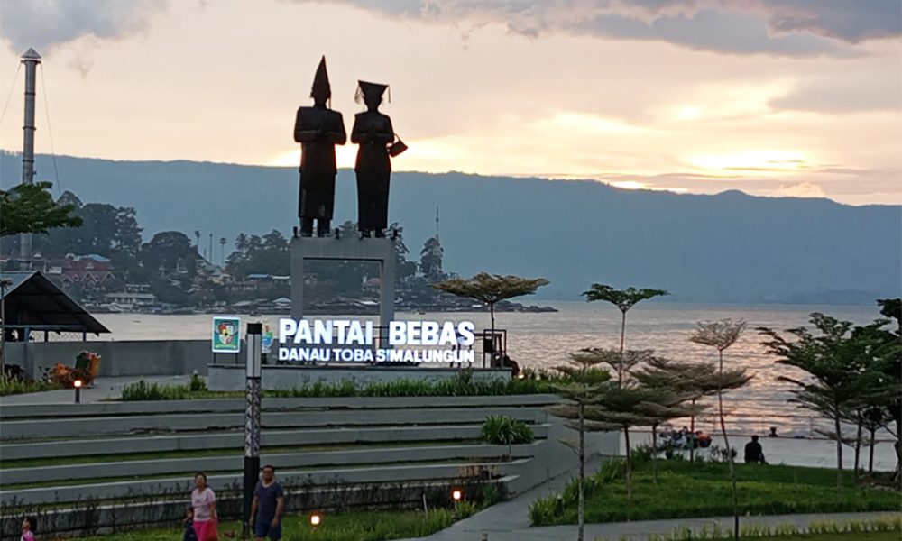 Pantai Bebas Sukkean