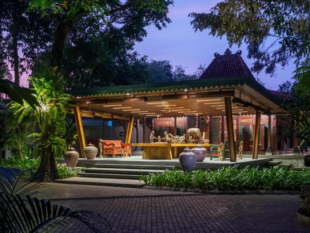 Strategi Memilih Waktu Kunjungan Terbaik