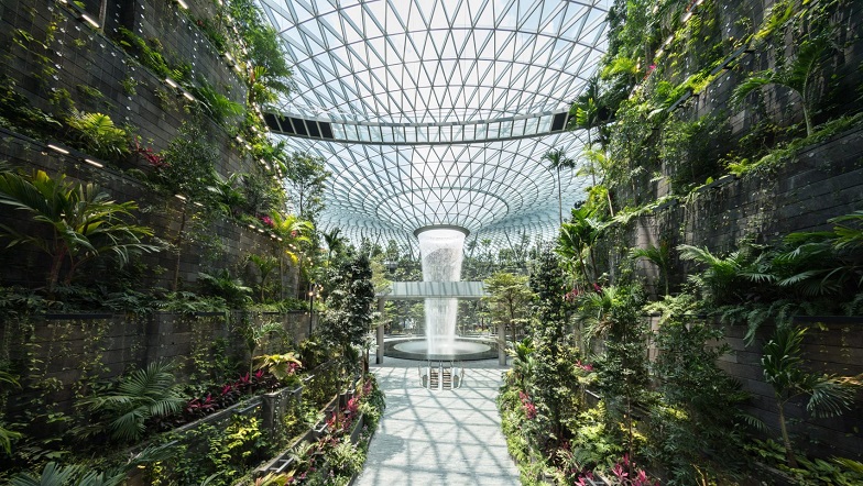 Bukan Sekadar Bandara Transit Jewel Changi